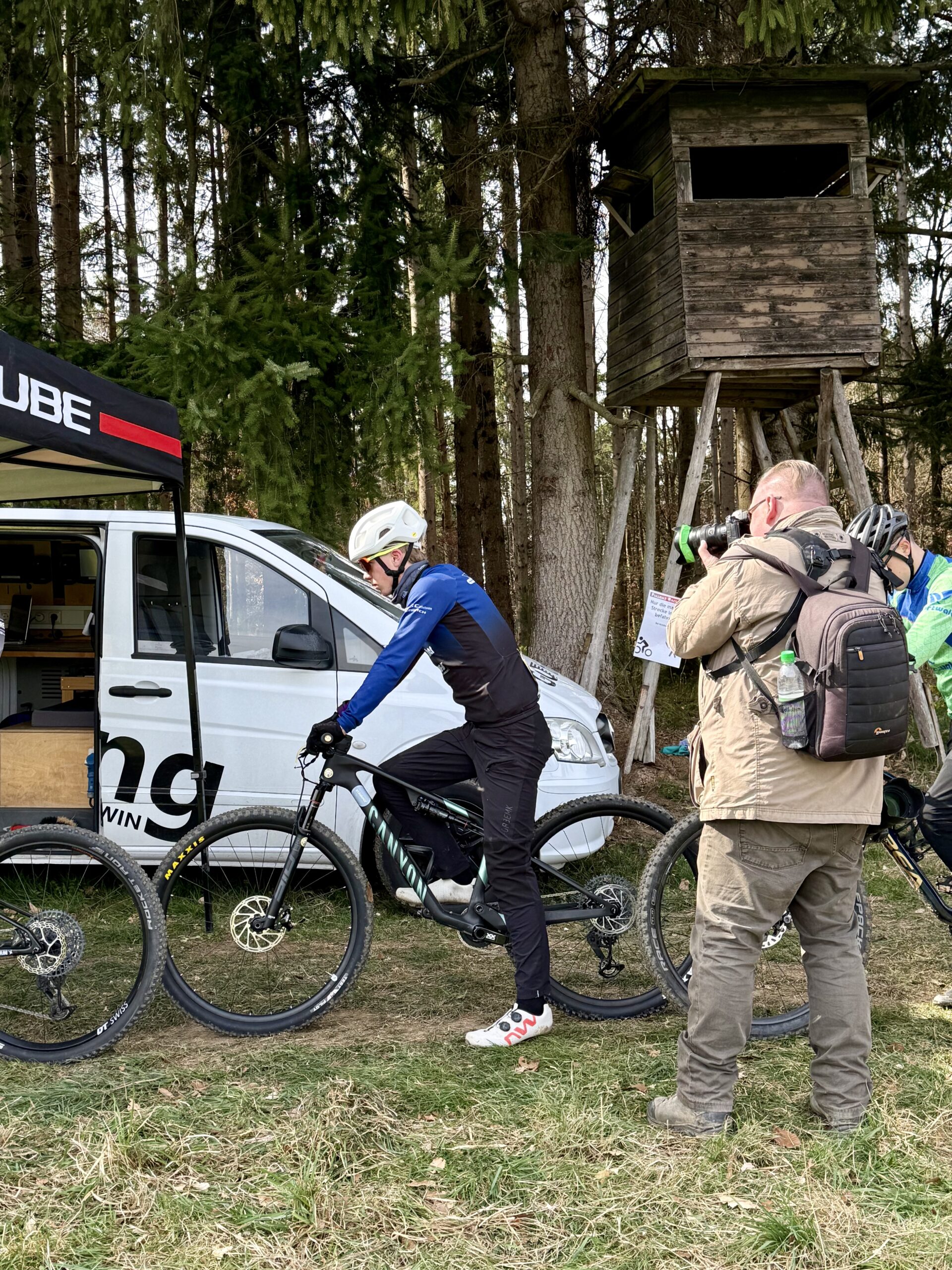 Paul Schrecker am Start des Slalomrennens beim Continental Cup in Obergessertshausen